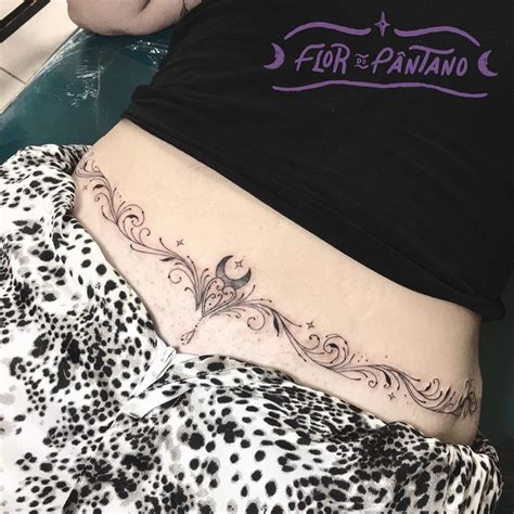 Tatuajes en el vientre/barriga/abdomen – Diseños。